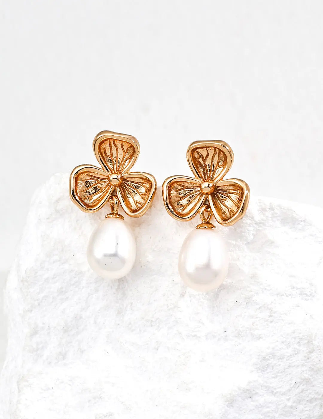 S925 Silver Clover Flower Natural Pearl Drop Earrings Vintage Gold Irregular Beauty Pearl