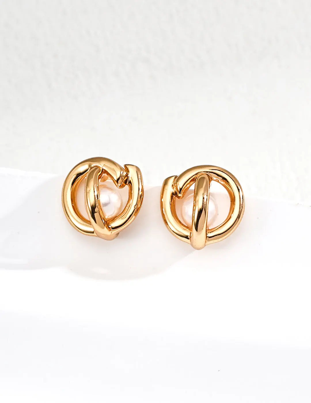 S925 Silver Interlocked Ring Natural Pearl Stud Earrings Vintage Gold Irregular Beauty Pearl