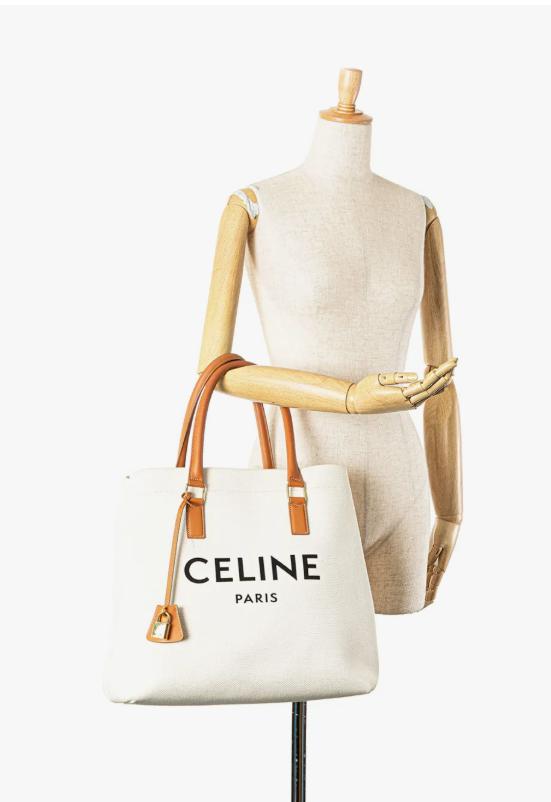【Beliebtes Produkt】【Canvas-Tote】Der horizontale Tote-Bag, der auch von beliebten Models getragen wird, ist wieder auf Lager.