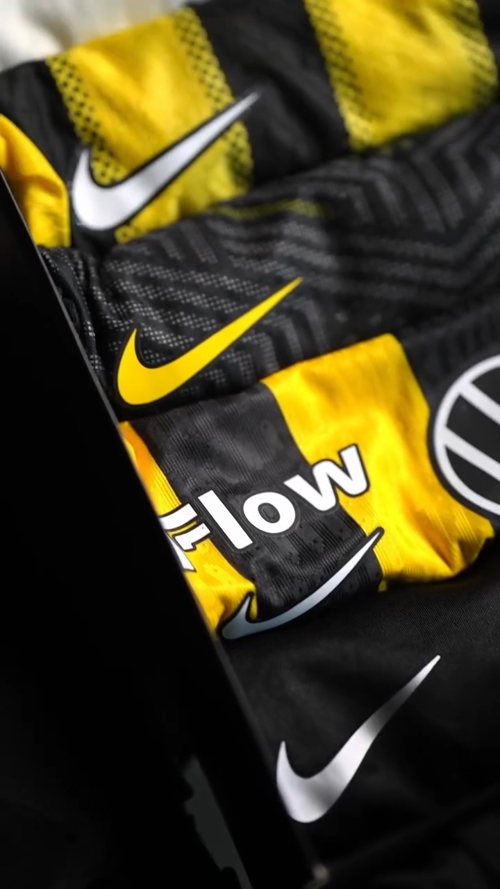 Al-Ittihad Jersey Set – (5-Piece Set)