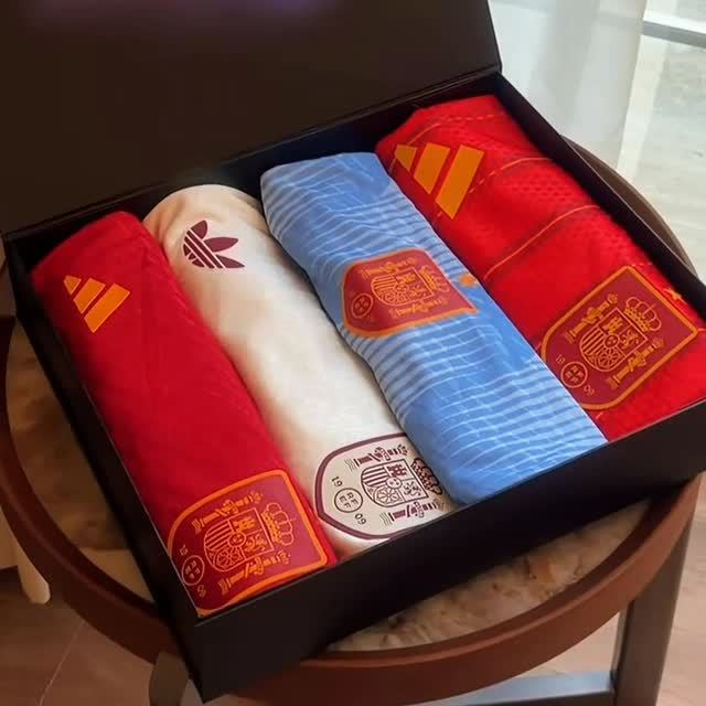 Spain Jersey Set – (4-Piece Set)