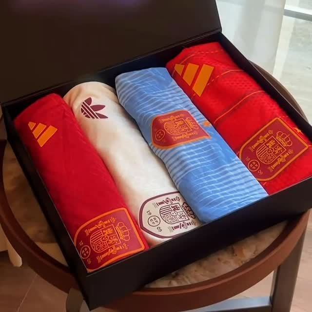 Spain Jersey Set – (4-Piece Set)