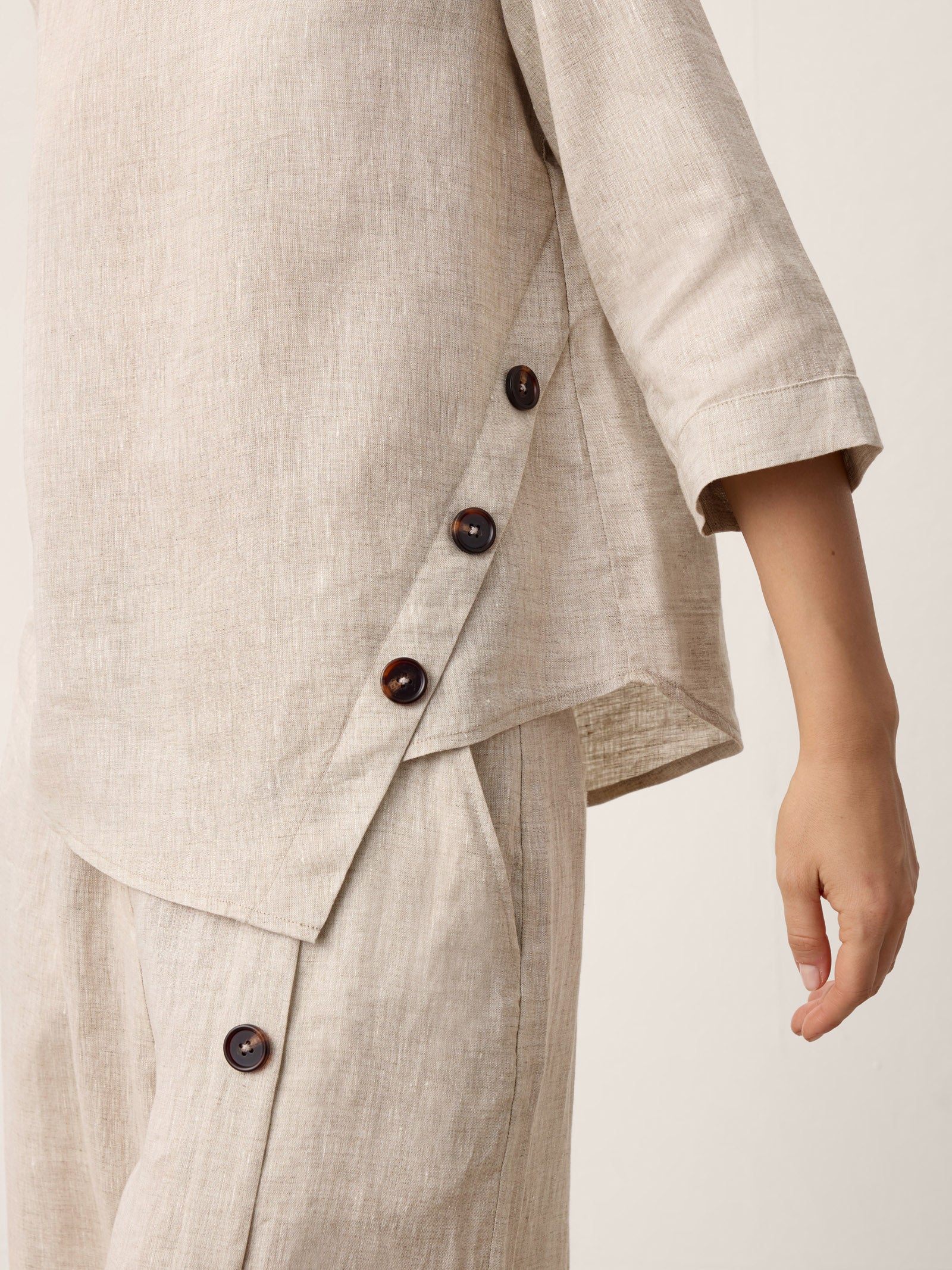 Casual two-piece set: linen cotton top and trousers – create a stylish look in 5 seconds