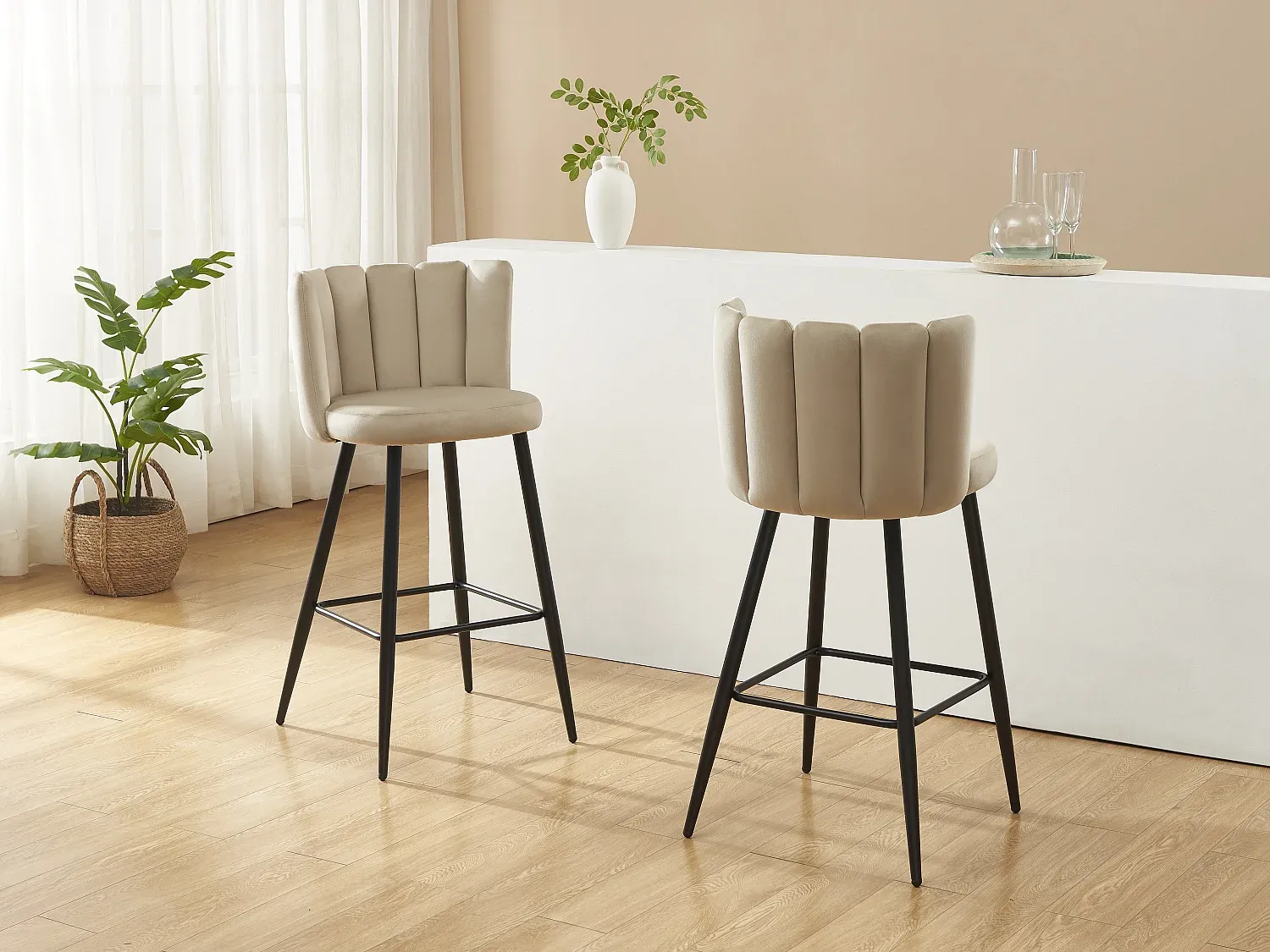 Wohnzimmer und Flur,Barmöbel,Barhocker-nestavunoa