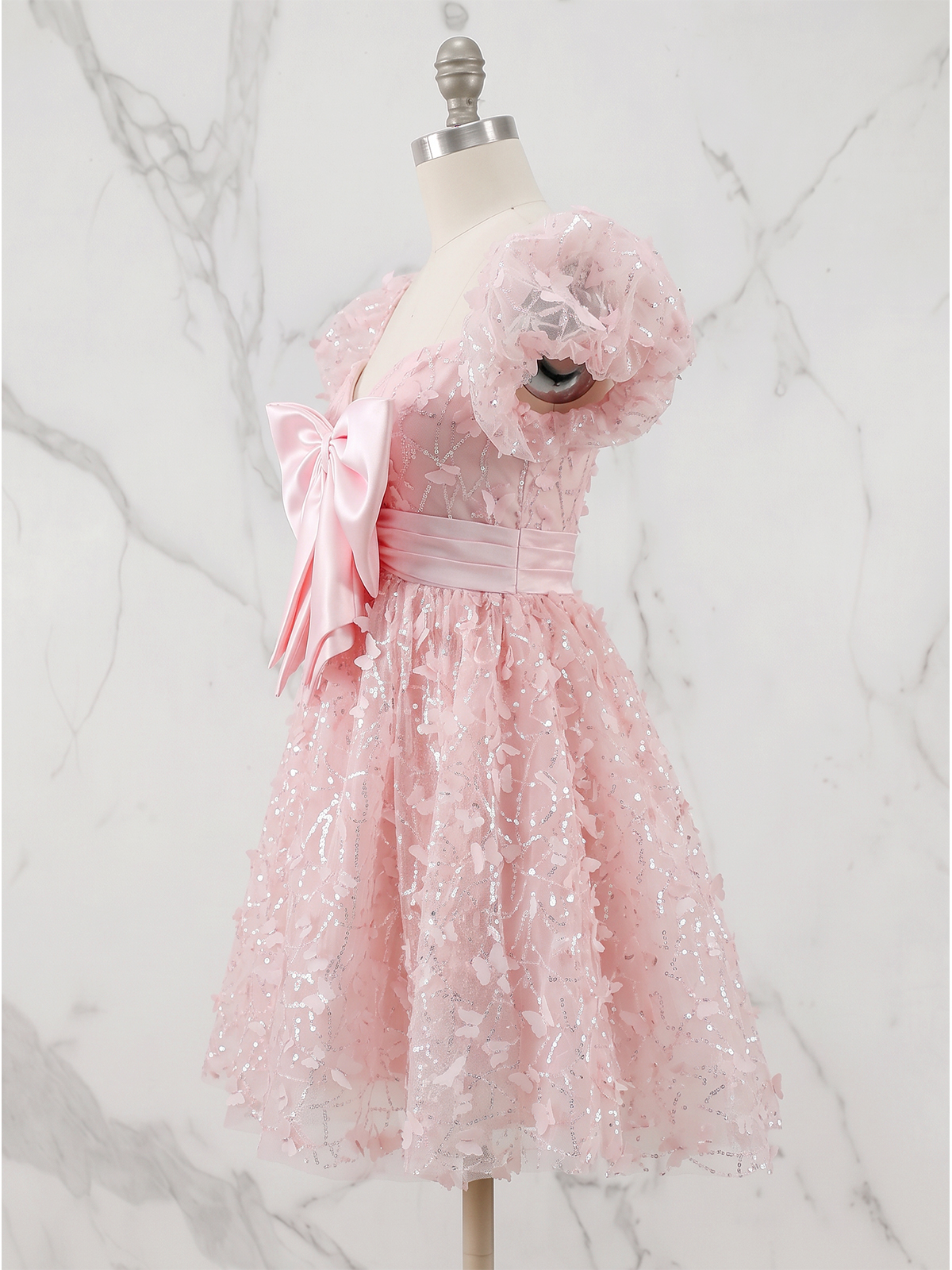 Sparkly Tulle Corset Homecoming Dresses for Teens 3D Butterfly Floral Applique V Neck Puffy A Line Mini Party Dress with Big Front Bow