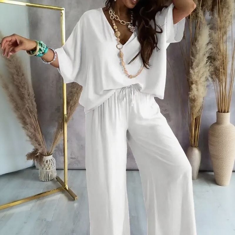 Mediaandart™ Set With V-Neck Blouse & Adjustable Drawstring Palazzo Pants