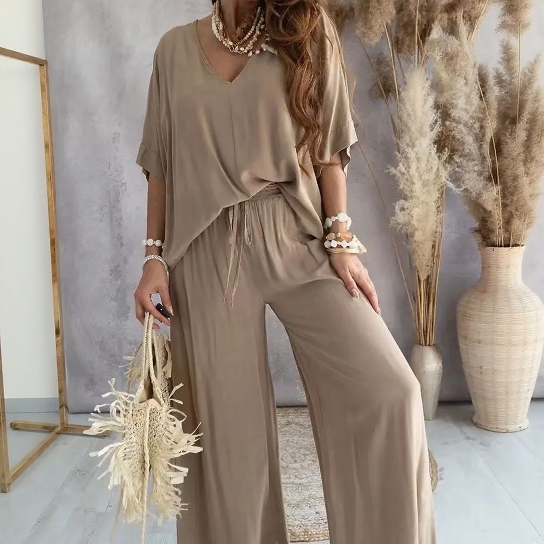 Mediaandart™ Set With V-Neck Blouse & Adjustable Drawstring Palazzo Pants
