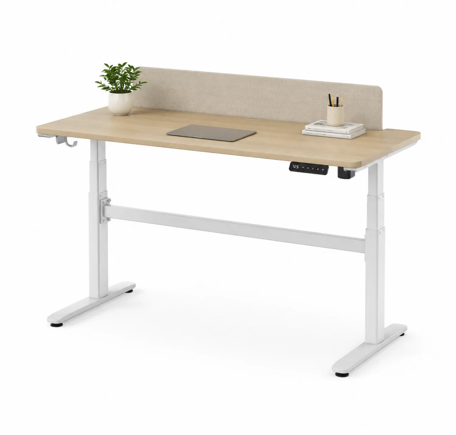 Scrivania regolabile in altezza con piano in legno chiaro e gambe in metallo bianco