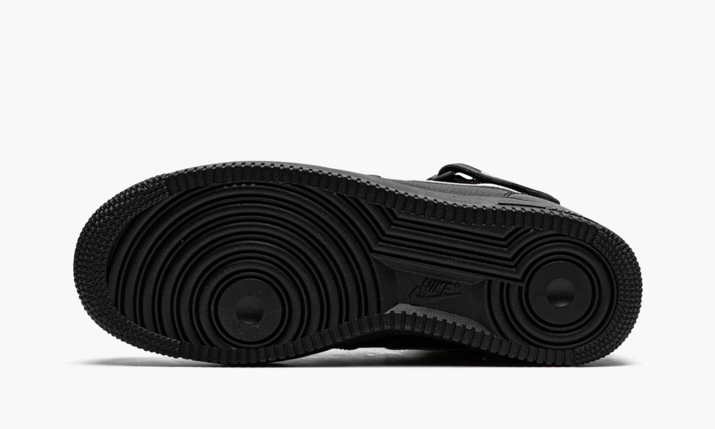 1 Mid 07 ��Black / Sail