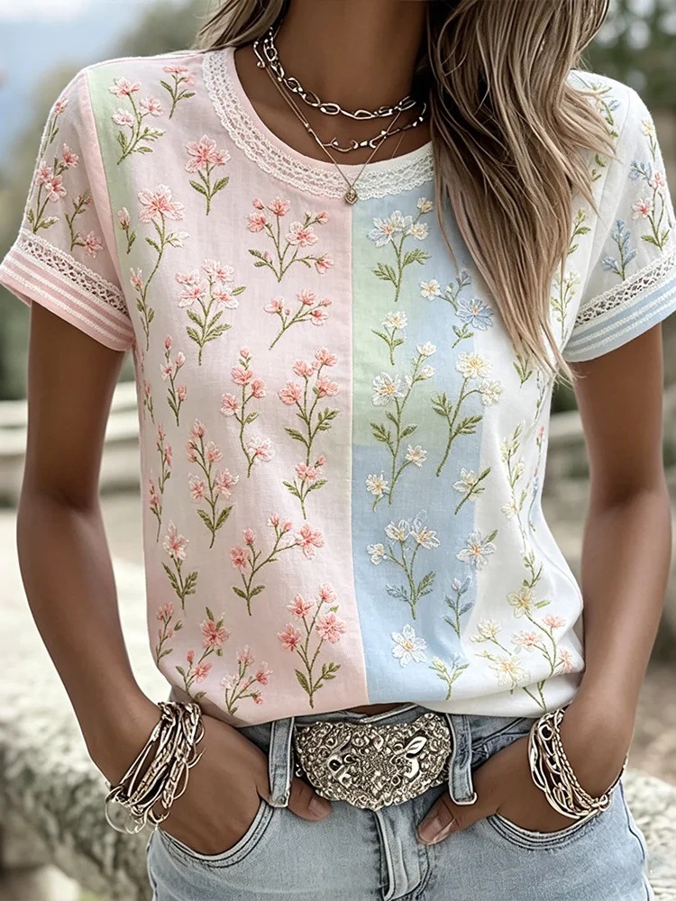 Women's Retro Floral Pattern Casual T-shirt