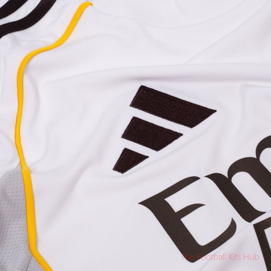 Real Madrid Home Shirt 2025/26 Kids Long Sleeves-unisoccer store