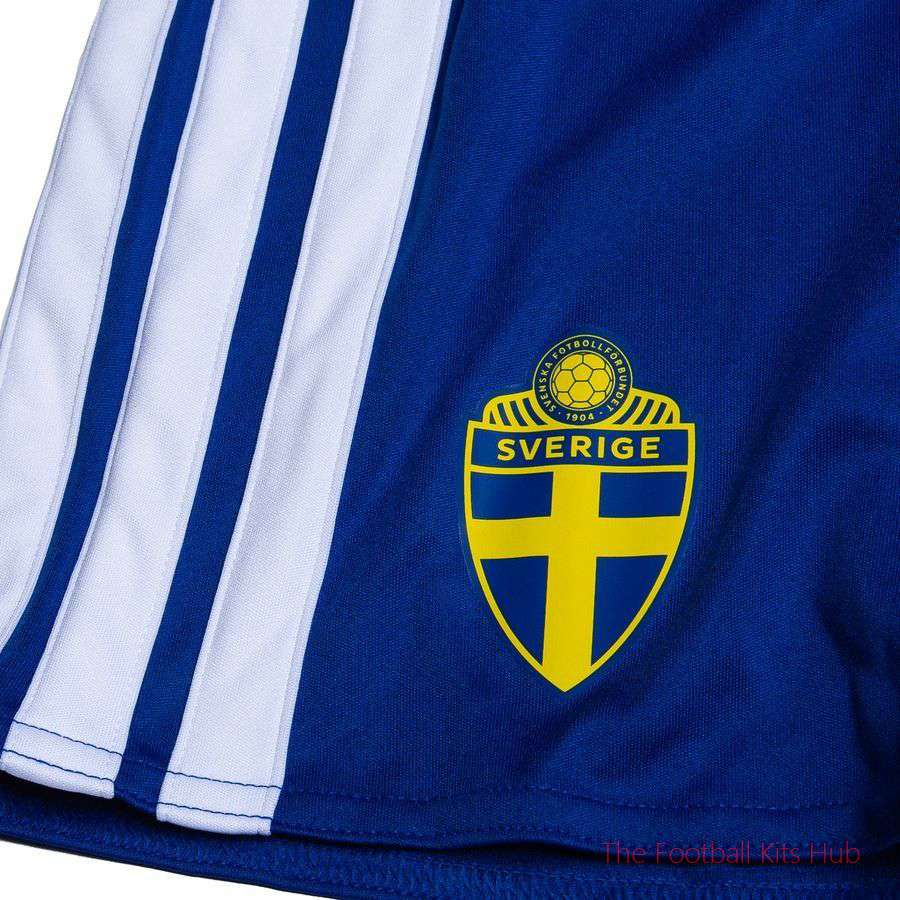 Sweden Home Shirt World Cup 2026 Mini-Kit Kids-unisoccer store
