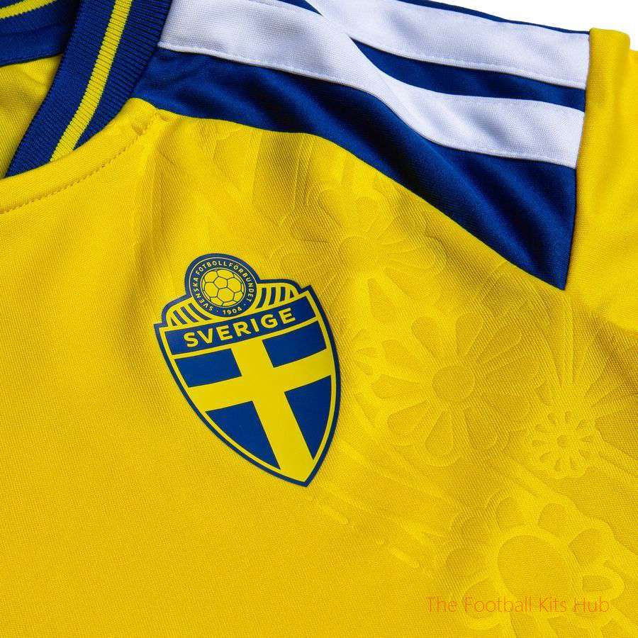 Sweden Home Shirt World Cup 2026 Mini-Kit Kids-unisoccer store