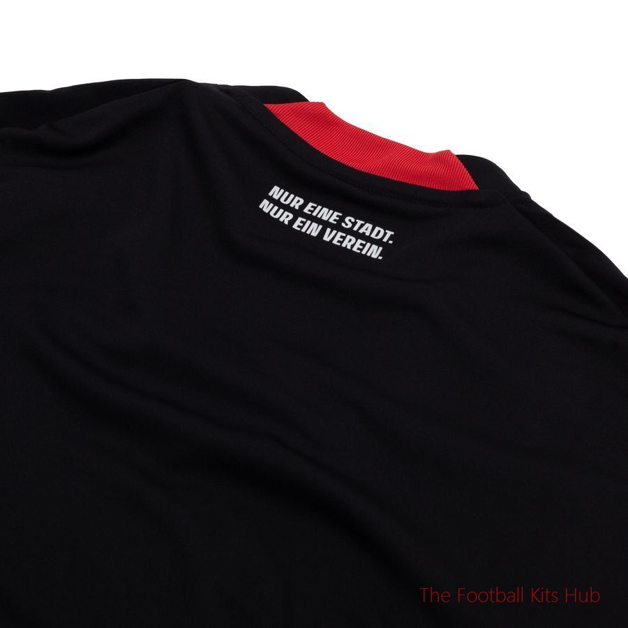 Eintracht Frankfurt Home Shirt 2025/26 Kids-unisoccer store