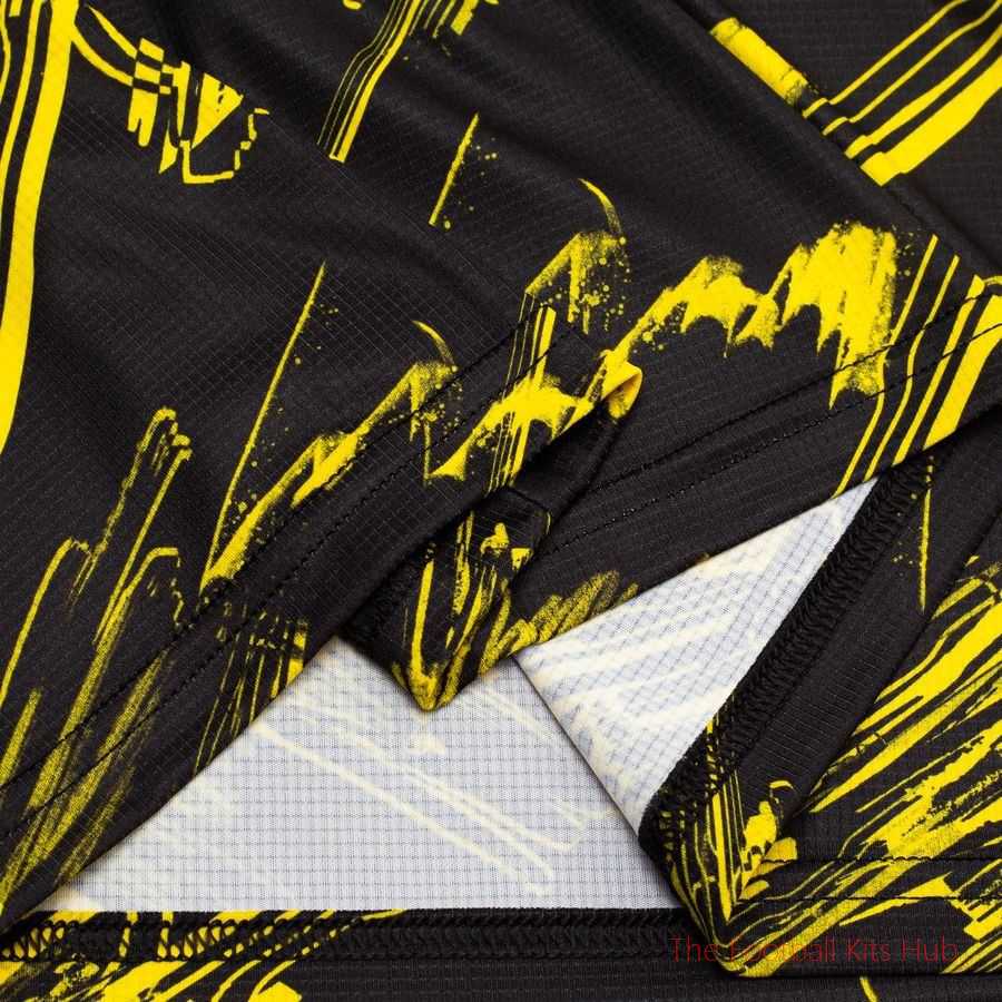 Dortmund Training T-Shirt Pre Match - PUMA Black/Faster Yellow-unisoccer store