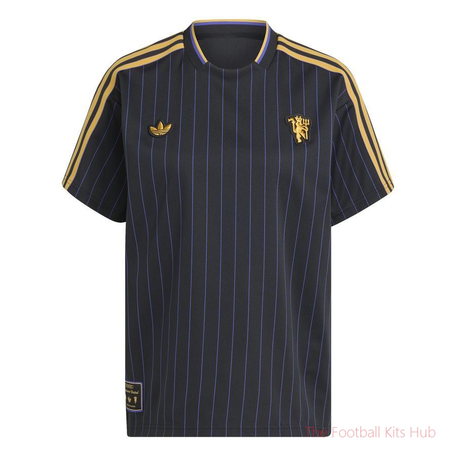 Manchester United T-Shirt Terrace Icons - Black-unisoccer store