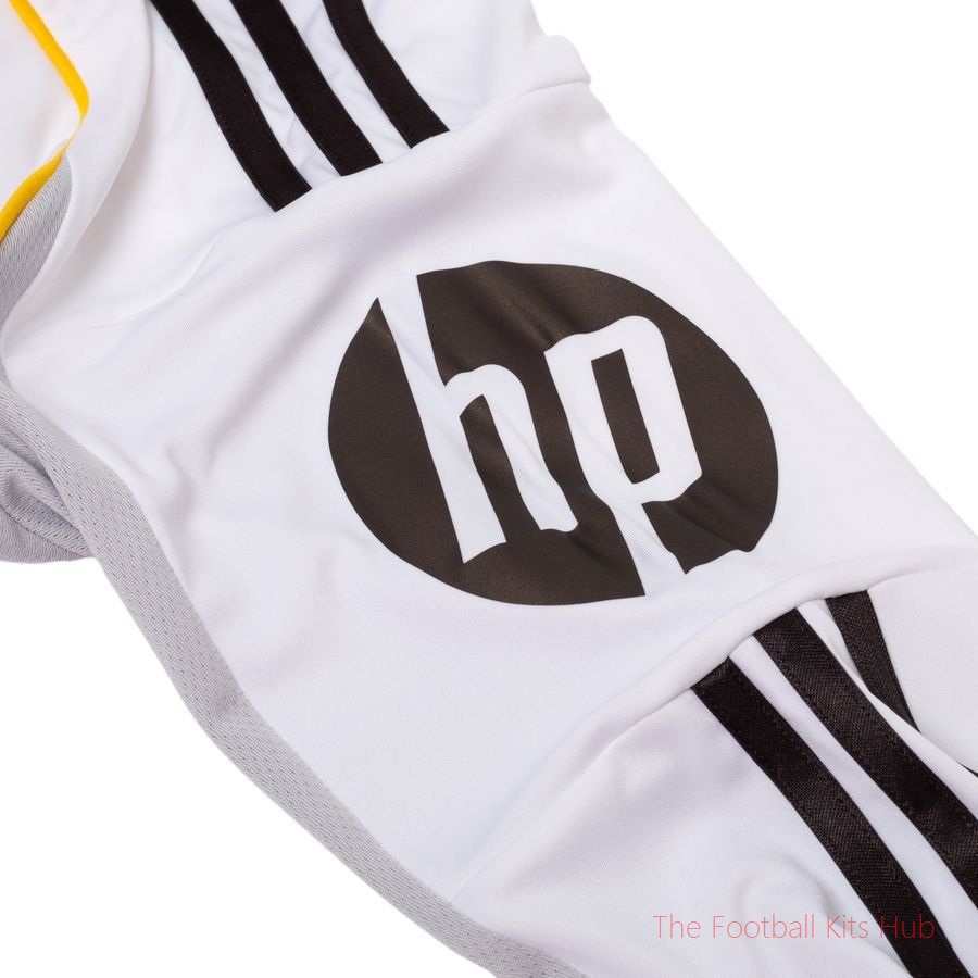 Real Madrid Home Shirt 2025/26 Kids Long Sleeves-unisoccer store