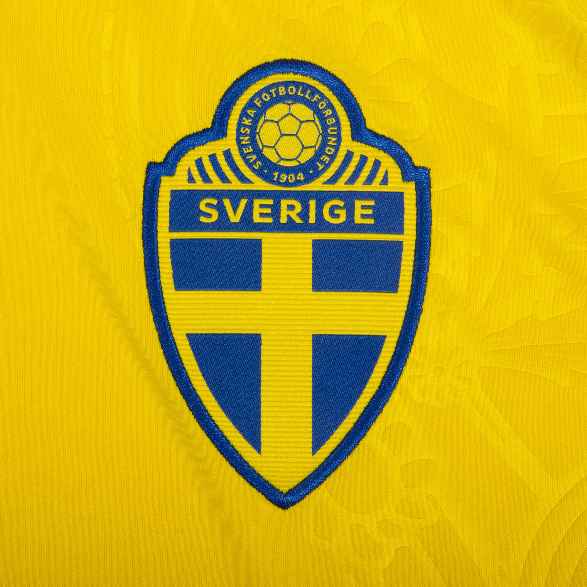 Sweden Home Retro Soccer Jersey 2026 Yellow | Yasin Ayari 18