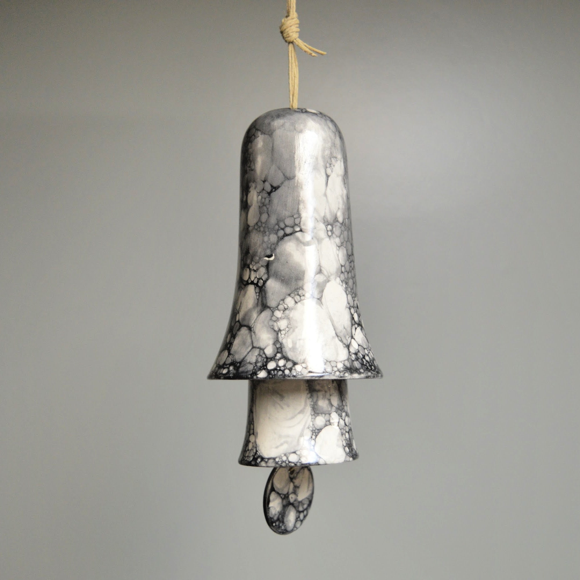 Ceramic Gray Marble Glaze Wind Chime Bell‑Shaped Hanging Decor for Home Wall Display