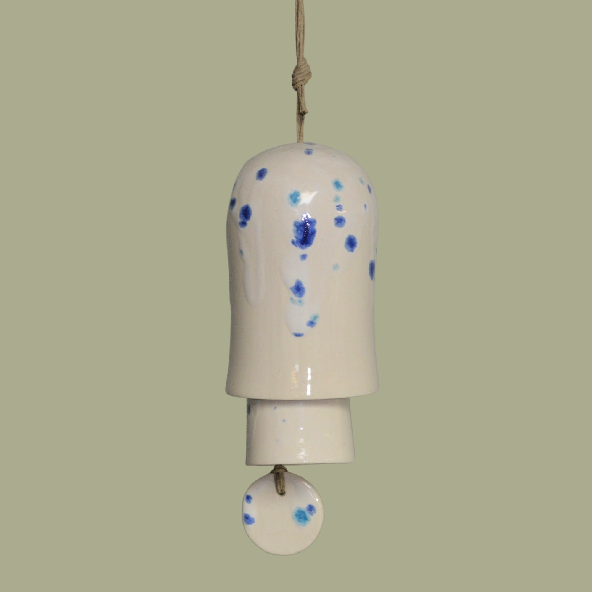 Ceramic White Blue‑Speckled Wind Chime Glossy Hanging Decor for Home Wall Display