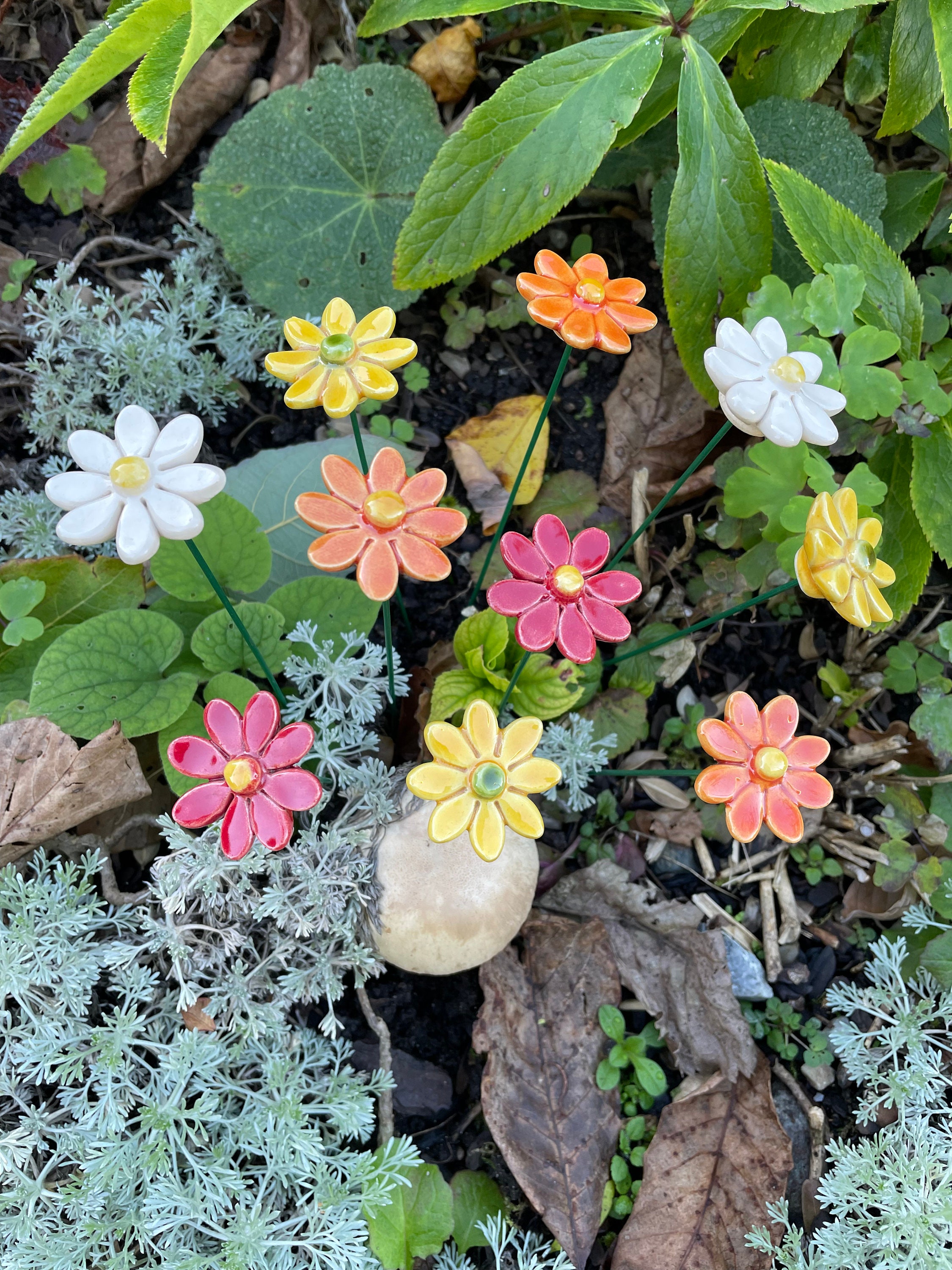 Ceramic Daisy Flower Garden Plant Support Decoration