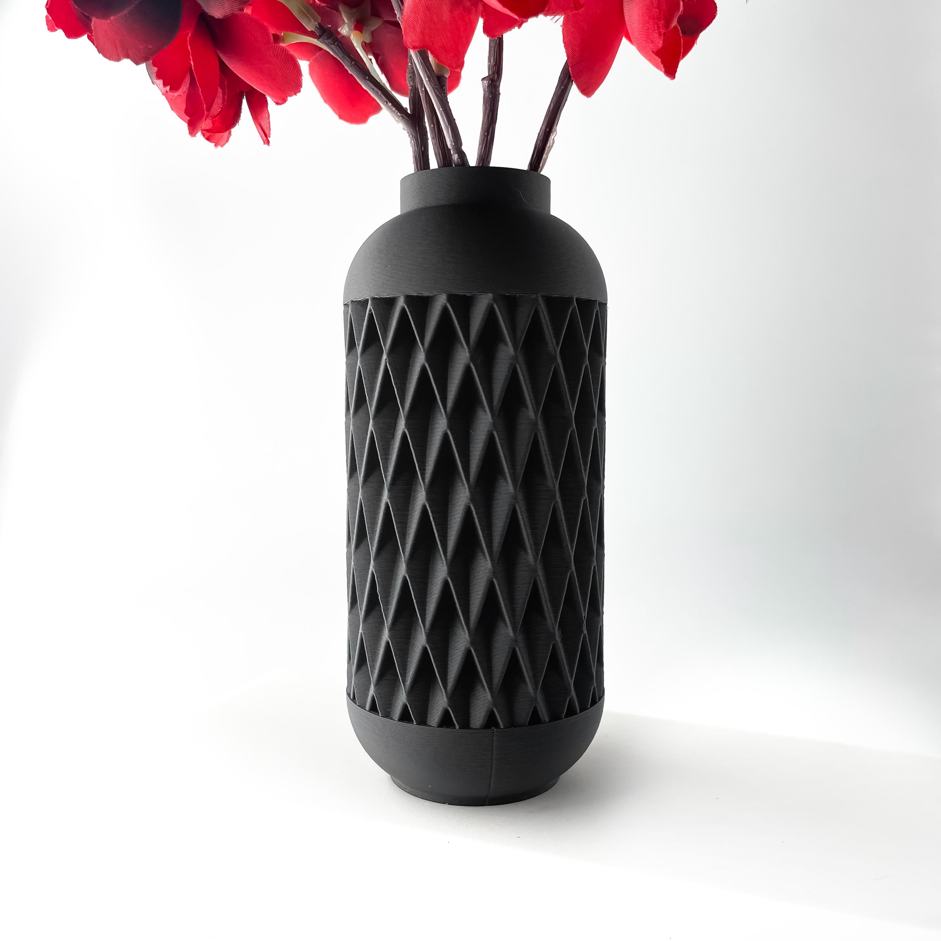 Black Diamond‑Textured Decorative Vase for Modern Interior Styling