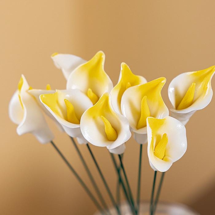 Ceramic Calla Lily Bouquet, Porcelain Calla Lily Flowers, Mini Flower Decor, Wedding Table Decor, Aesthetic Desk Flower Decoration