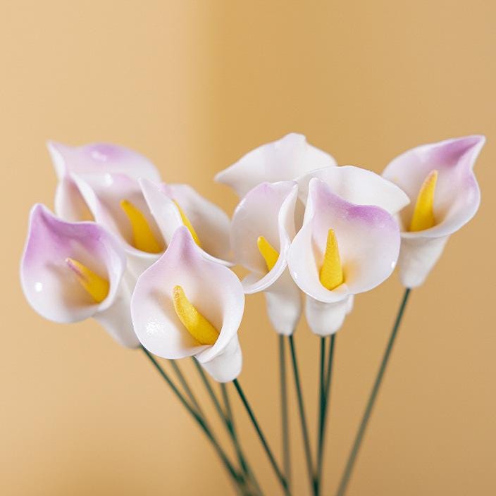Ceramic Calla Lily Bouquet, Porcelain Calla Lily Flowers, Mini Flower Decor, Wedding Table Decor, Aesthetic Desk Flower Decoration