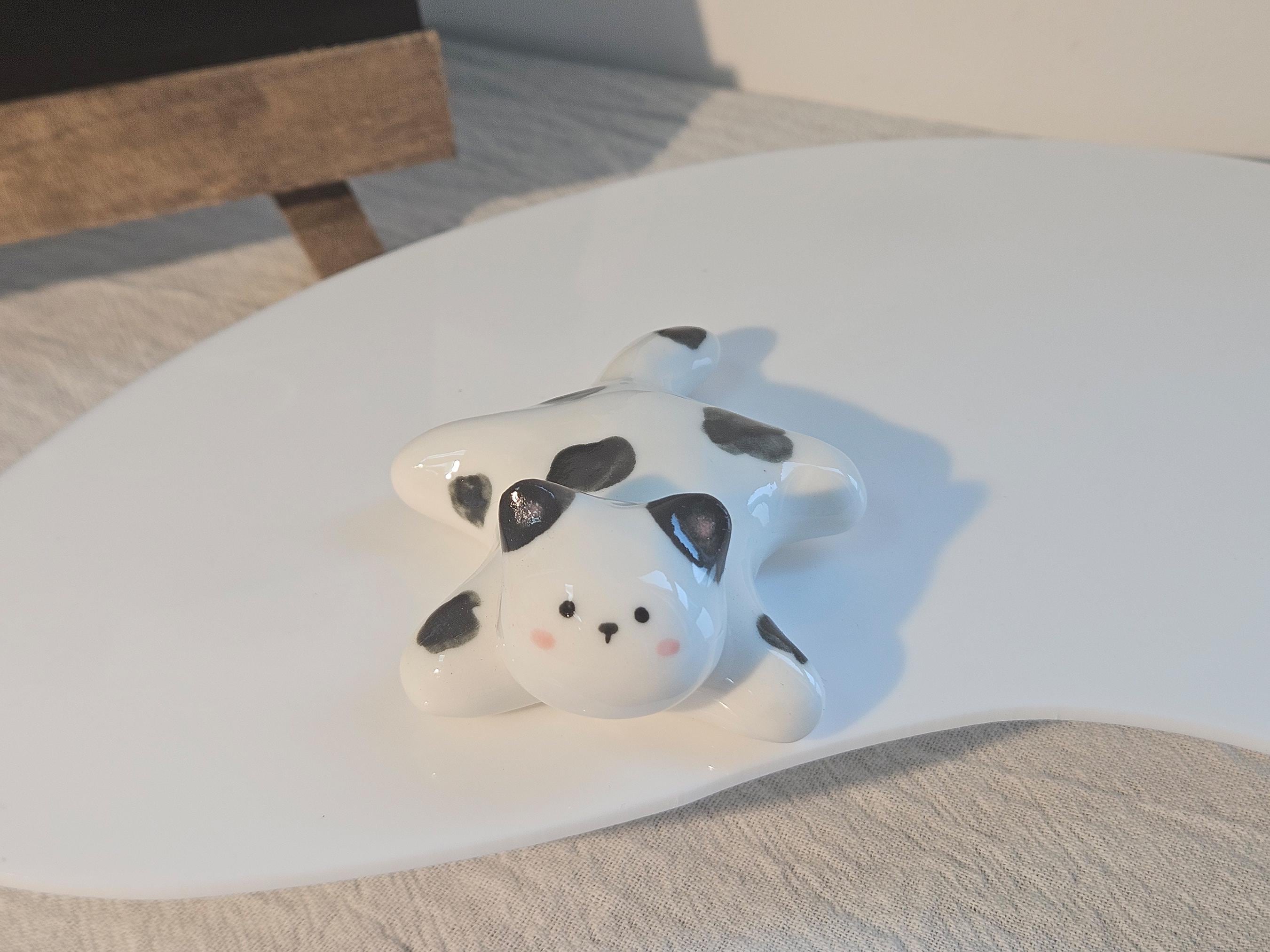 Ceramic Cat Figurines Flat‑Pose Decorative Ornaments for Home Shelf Display