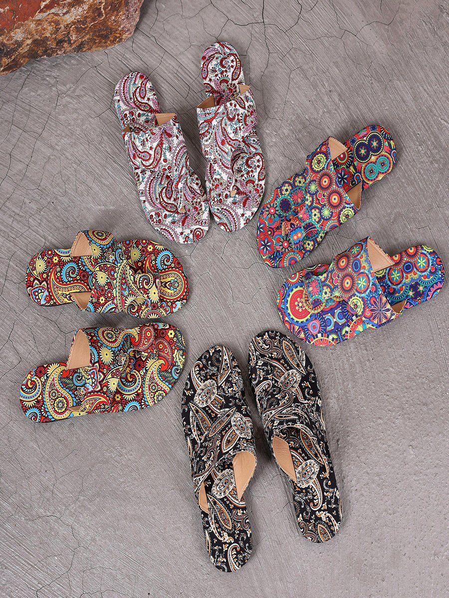 Ethnic Retro Flat Toe Slippers 2025 Summer New Breathable Printed Roman Style Slippers