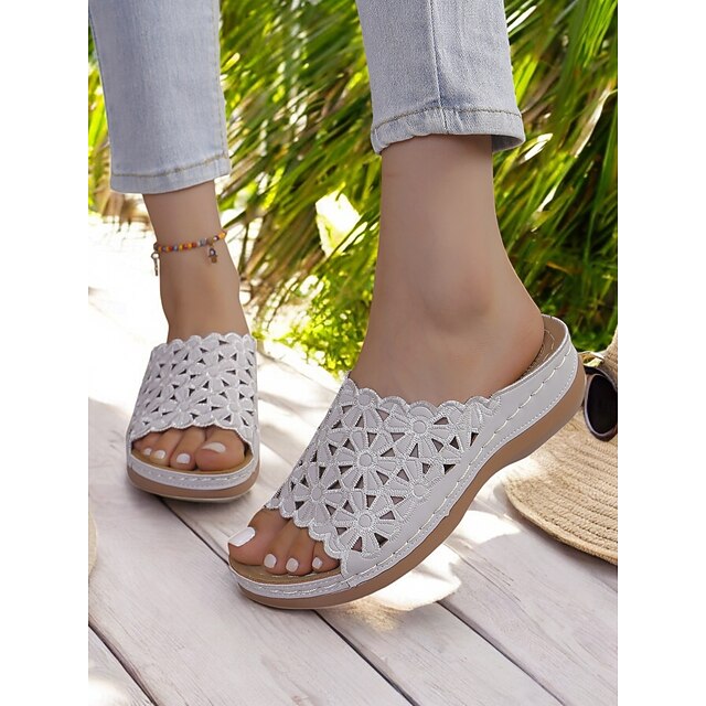 Women's White Floral Lace Slip-On Sandals – Comfortable Flat Sandals with Scalloped Edges for Summer, Beach & Casual Wear
