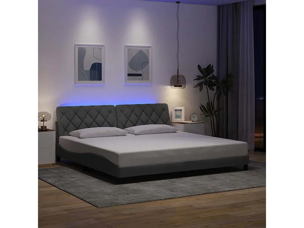 Schlafzimmer,Bereich Bett,Bettrahmen-HOMAVIRO