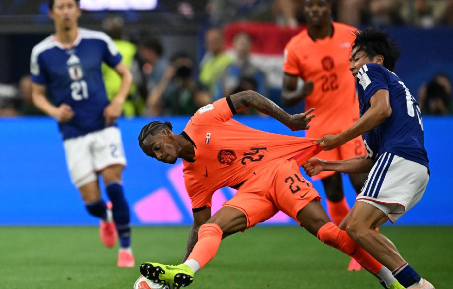Crysencio Summerville in action Netherlands vs Japan World Cup 2026