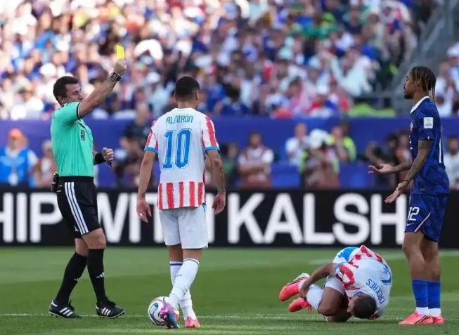 Mbapp&eacute; Taking The Winning Penalty