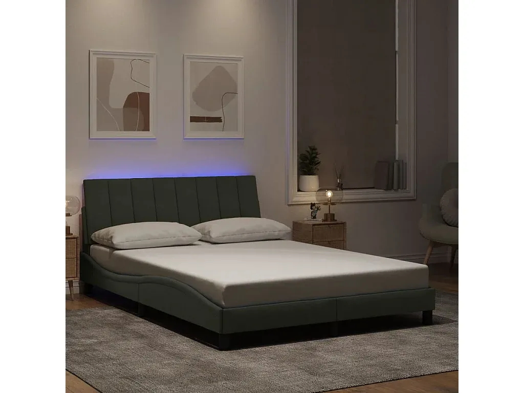 Schlafzimmer,Bereich Bett,Bettrahmen-Furniarone