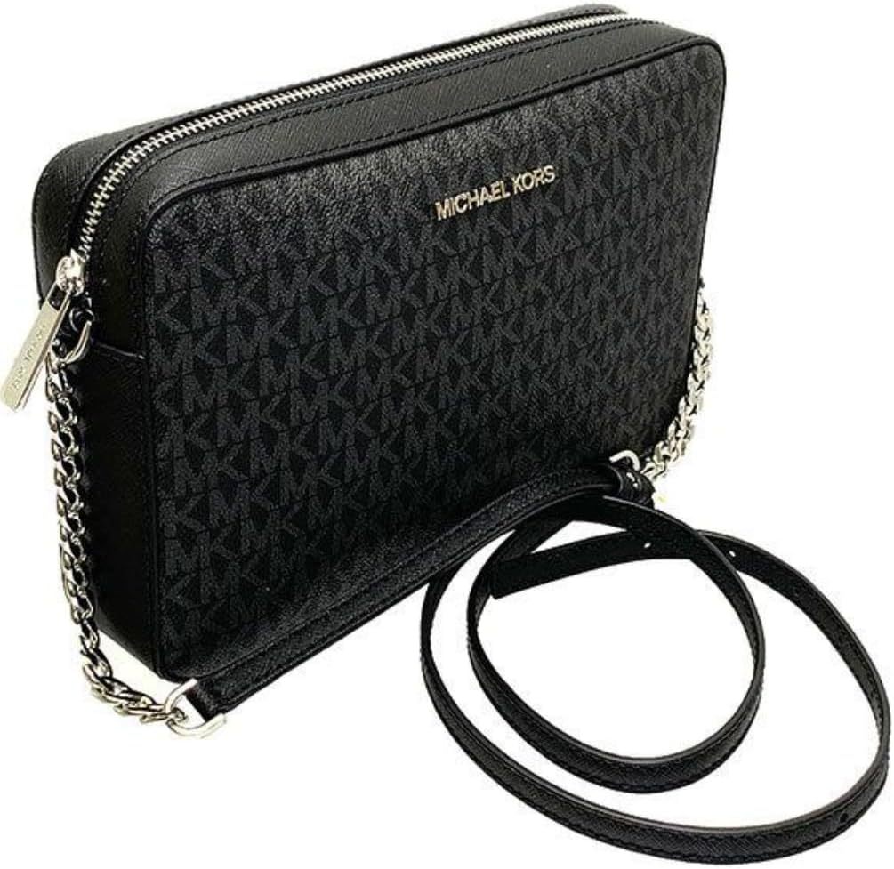 3 Styltes - Michthtael Kors Women's Jet Set Item Lg Crossbody Signature PVC
