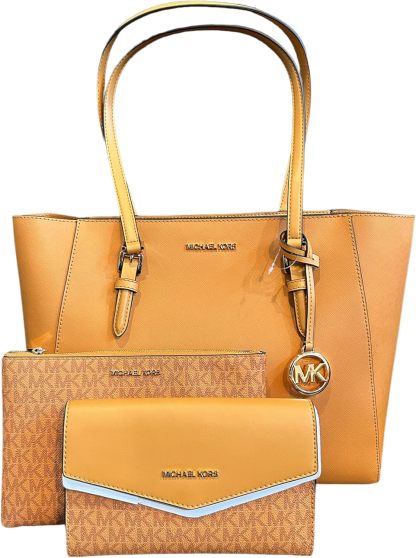 Michthtael Kors Charlotte Large 3-in-1 Tote Crossbody Handbag Leather