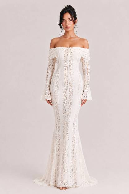 Elegant One Shoulder Lace Fishtail Maxi Dress