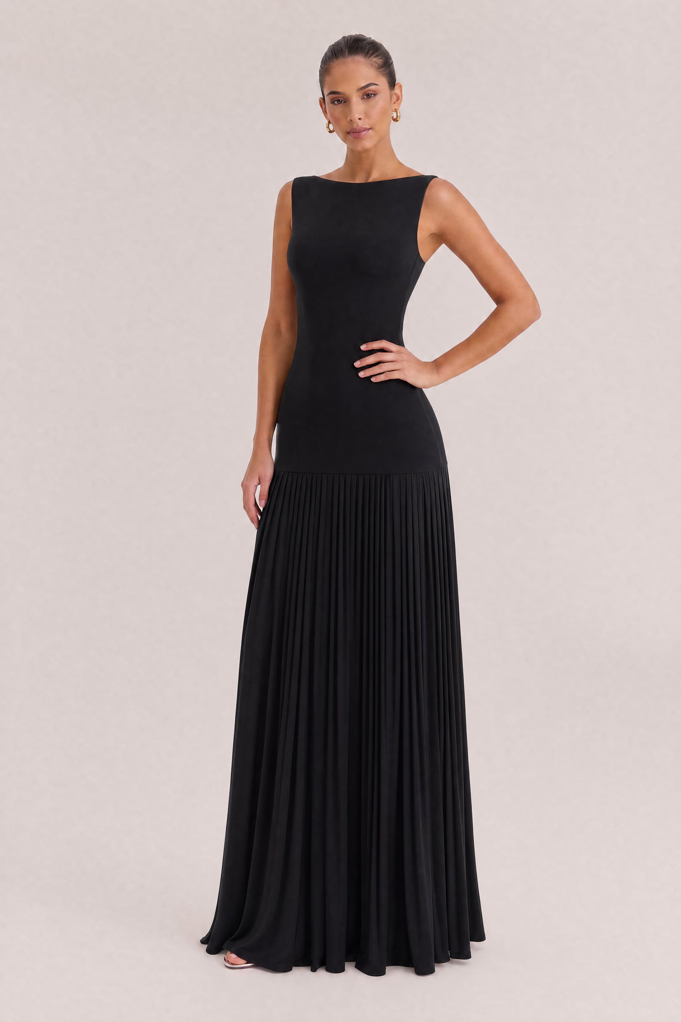 Elegant Pleated Classic Boat Neck Pleated Maxi Dress