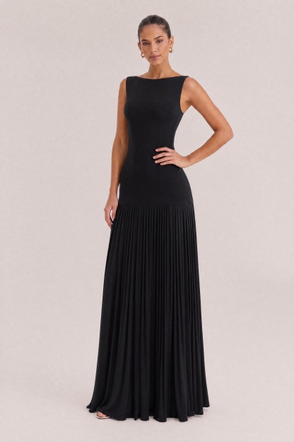 Elegant Pleated Classic Boat Neck Pleated Maxi Dress