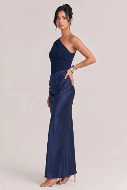 Elegant One Shoulder Neck Pleated Party Maxi Dress