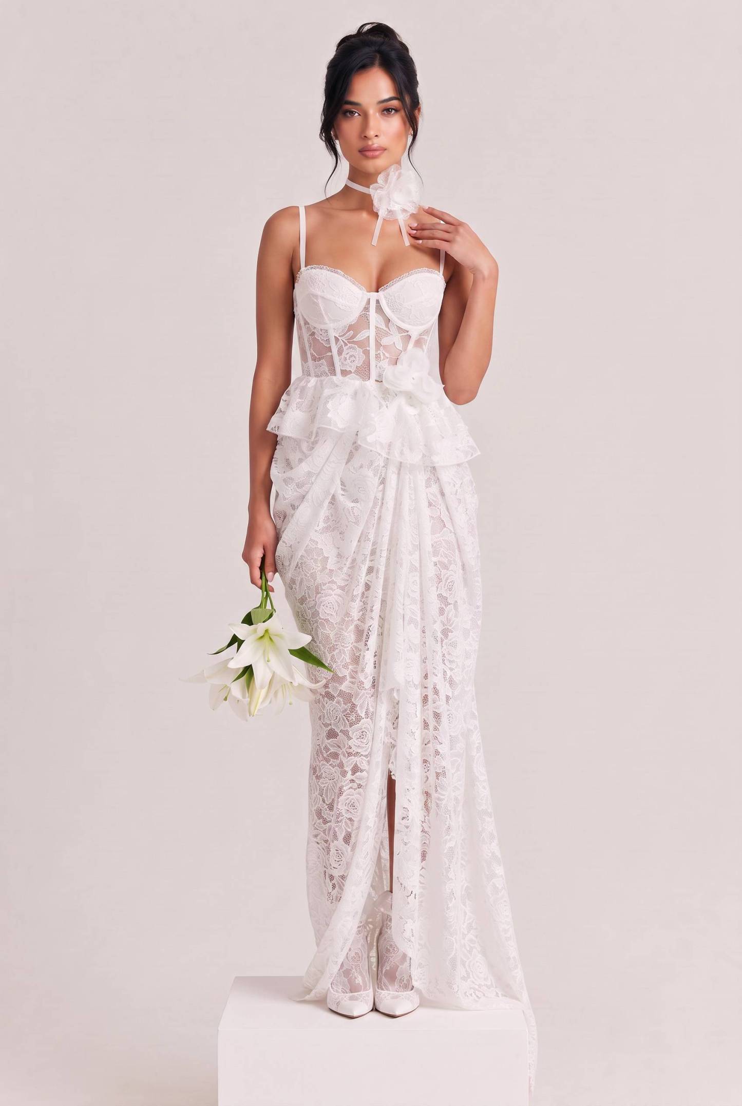 White Thin Sling Lace Waist Three-dimensional Flower Irregular Split Trailing Wedding Dress