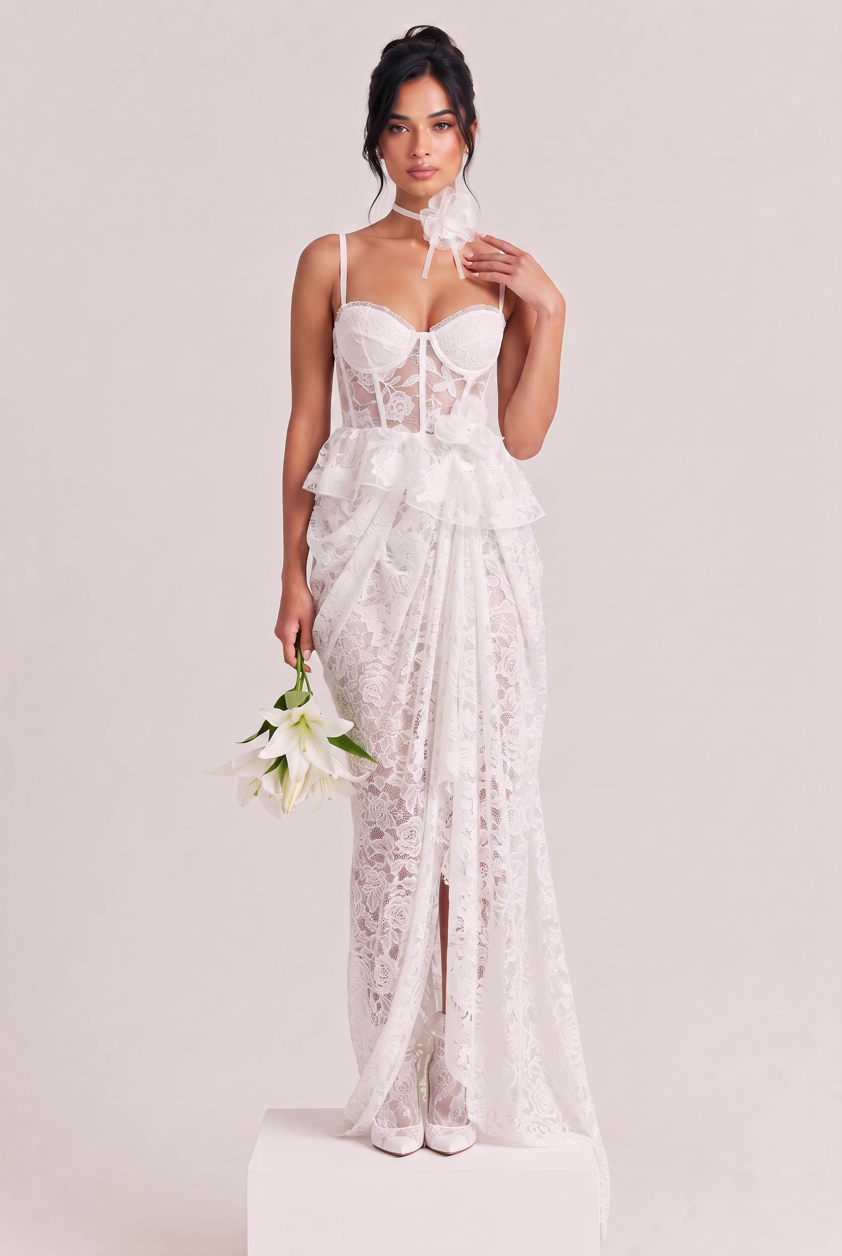 White Thin Sling Lace Waist Three-dimensional Flower Irregular Split Trailing Wedding Dress