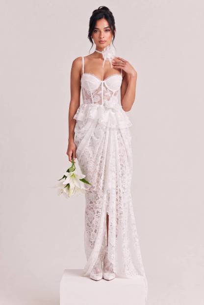 White Thin Sling Lace Waist Three-dimensional Flower Irregular Split Trailing Wedding Dress