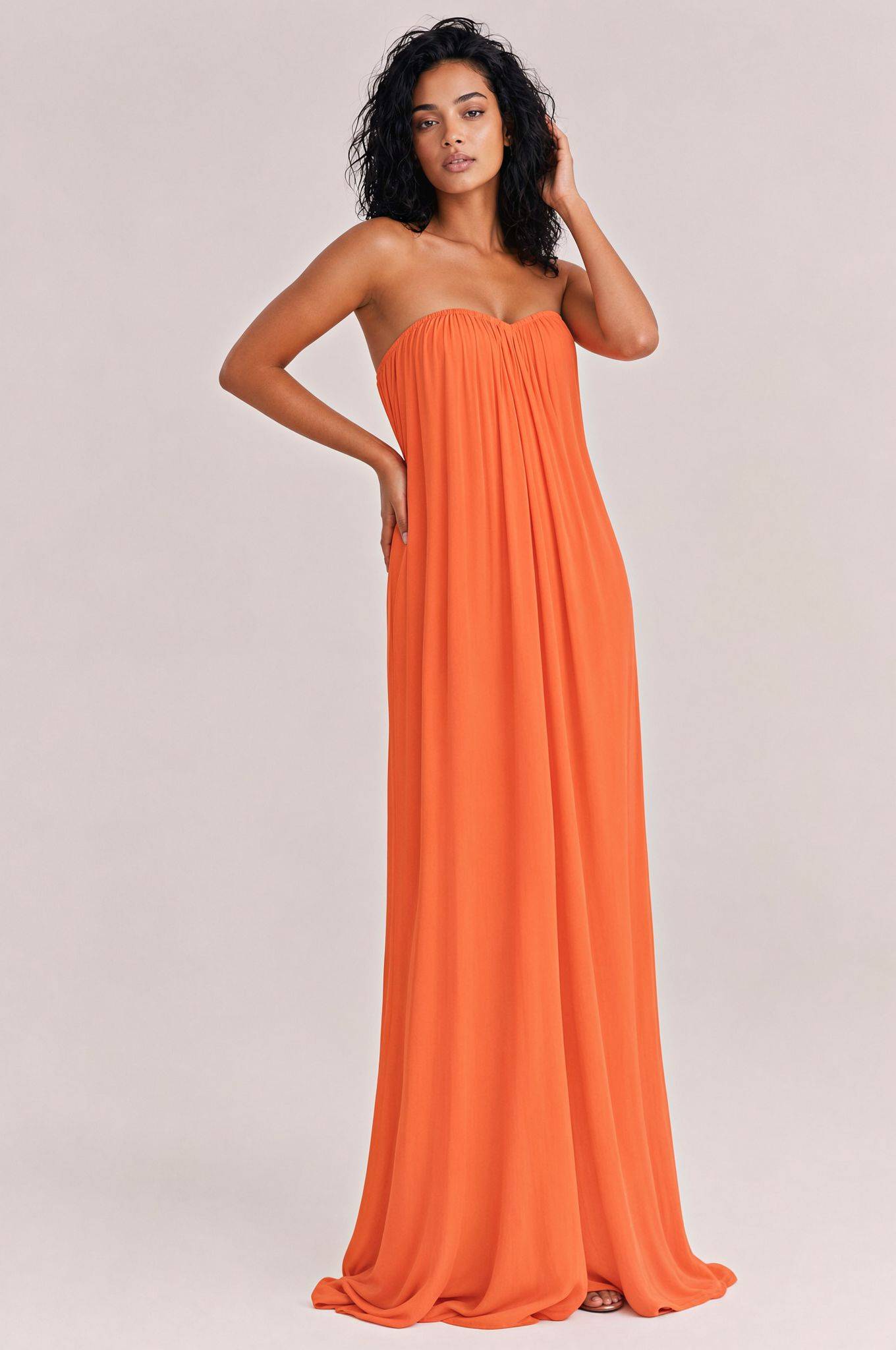 Elegant Strapless A-Line Pleated Maxi Dress