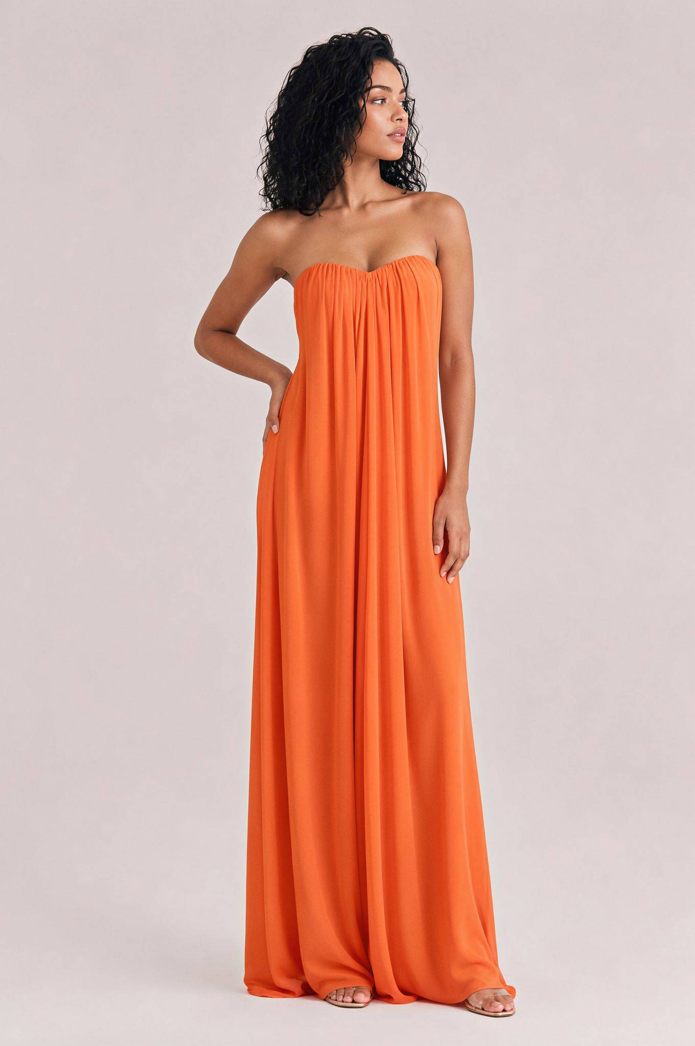 Elegant Strapless A-Line Pleated Maxi Dress