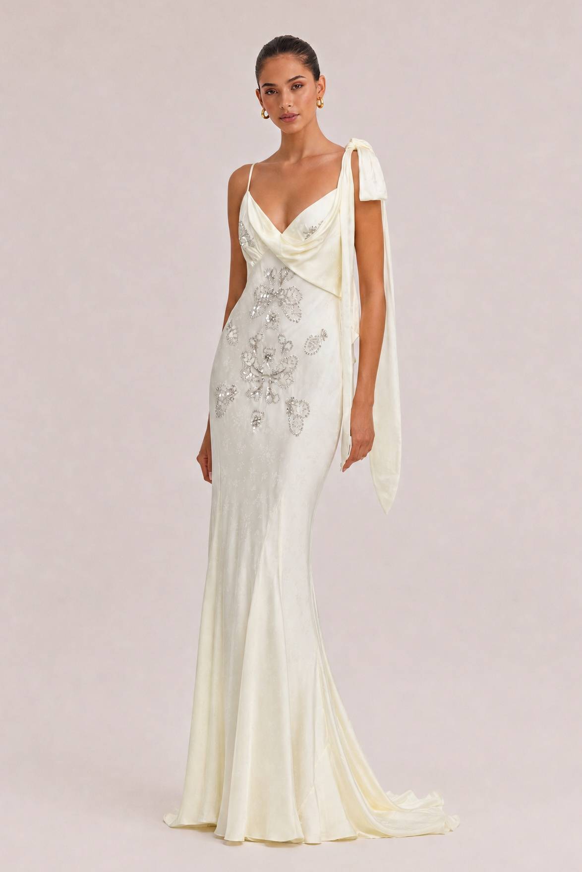 Cream Jacquard Satin Crystal Beading Fishtail Wedding Dress Oblique V-Neck Ribbon Sling Evening Dress