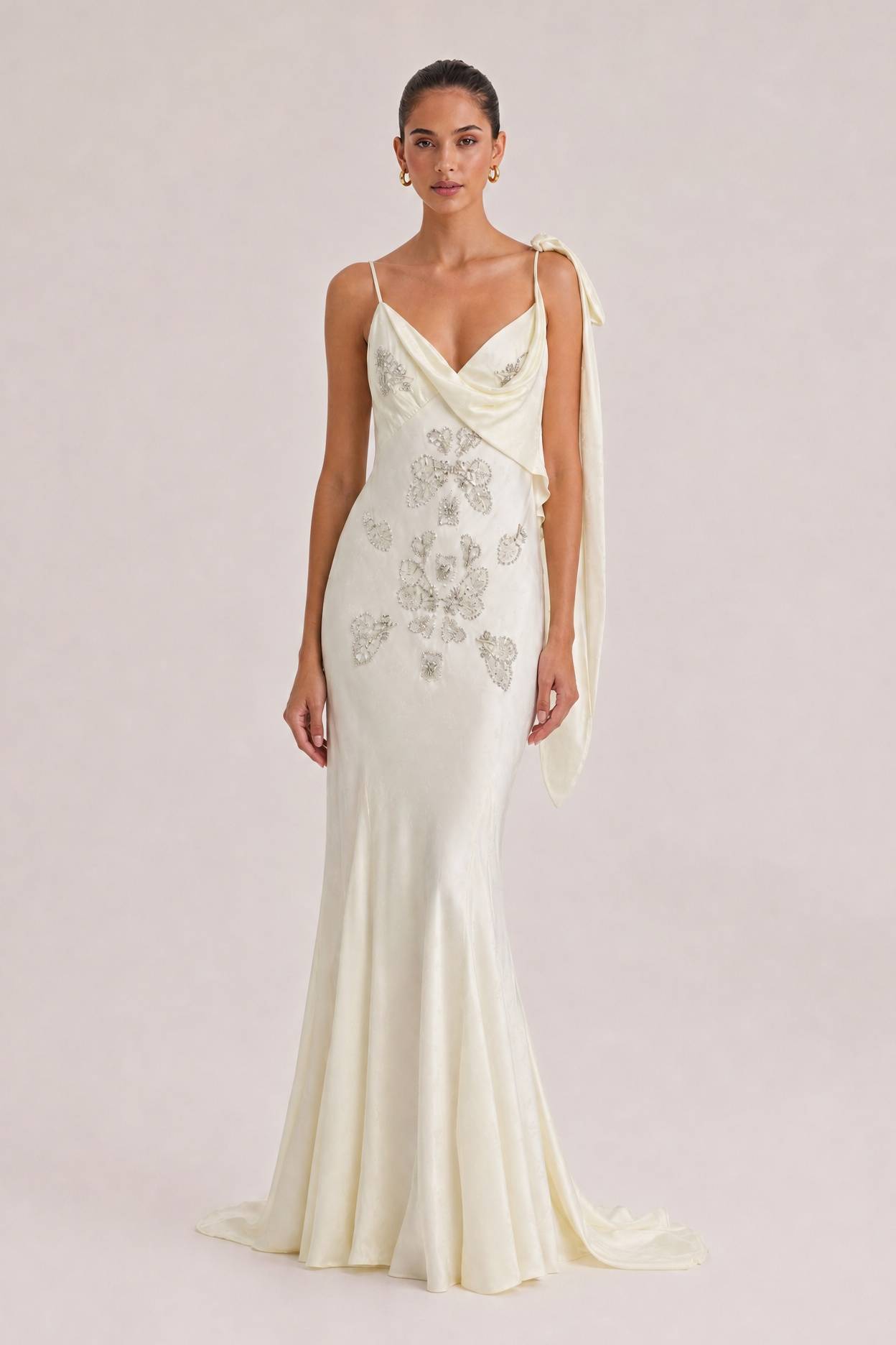 Cream Jacquard Satin Crystal Beading Fishtail Wedding Dress Oblique V-Neck Ribbon Sling Evening Dress