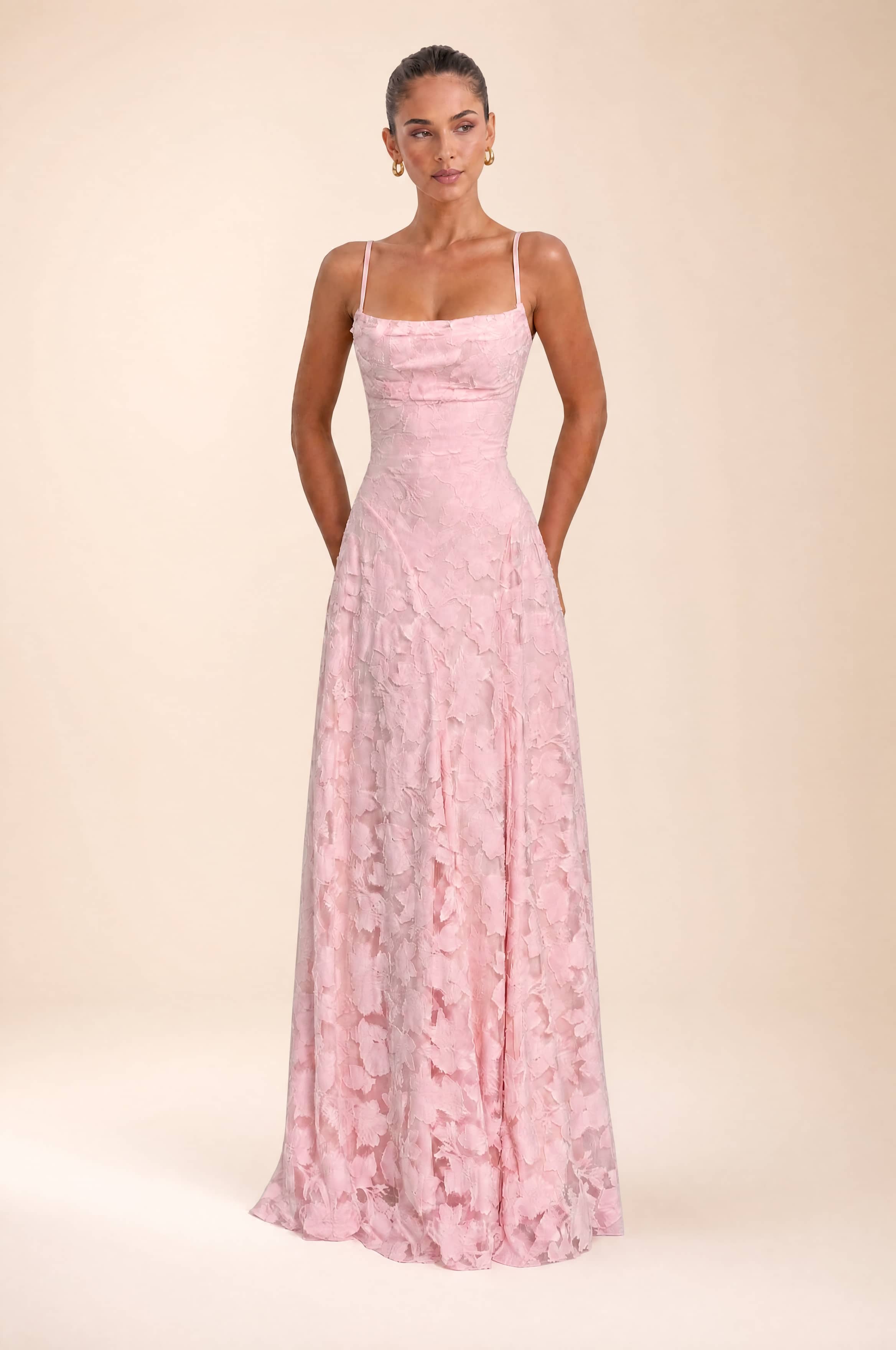 Elegant Floral Lace Spaghetti Strap Maxi Dress