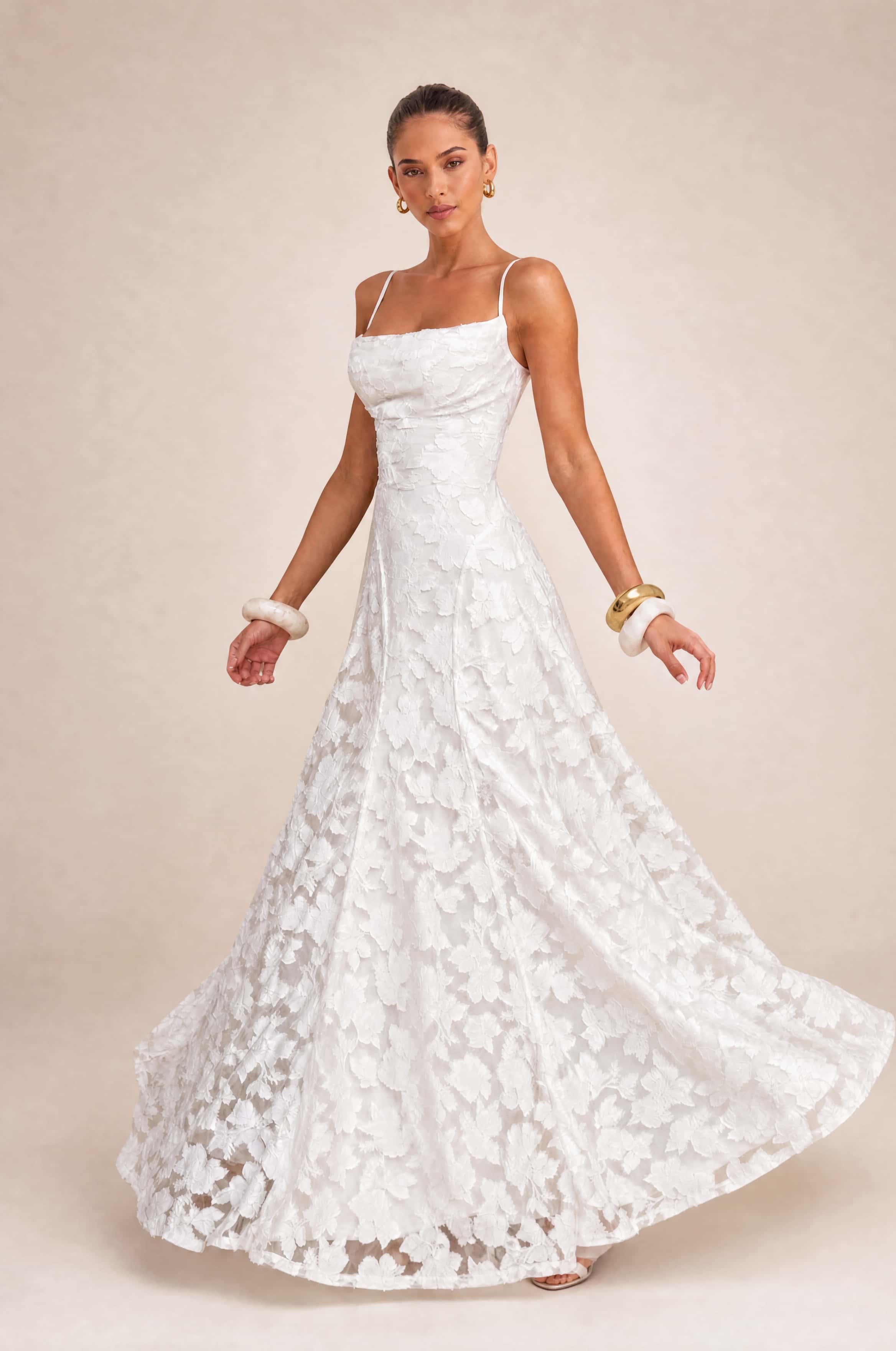 Elegant Floral Lace Spaghetti Strap Maxi Dress